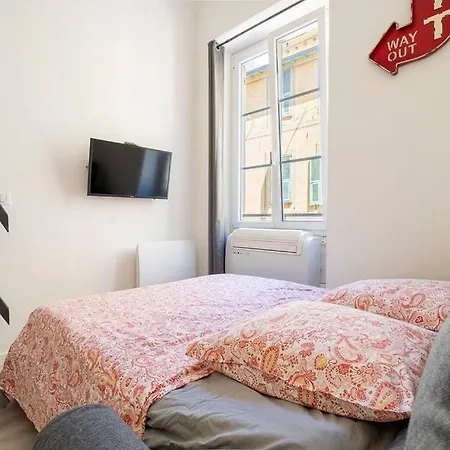 Unique 2 Biens En 1, Clim, Moderne, A 300m Apartamento *