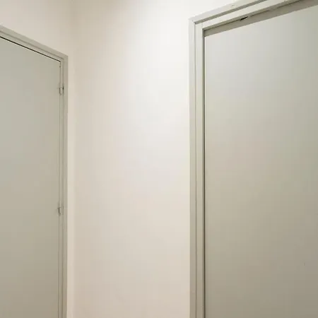 Unique 2 Biens En 1, Clim, Moderne, A 300m Niza