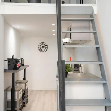 Unique 2 Biens En 1, Clim, Moderne, A 300m شقة