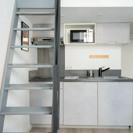 Unique 2 Biens En 1, Clim, Moderne, A 300m Apartamento *