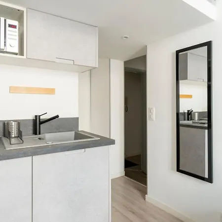 Apartamento Unique 2 Biens En 1, Clim, Moderne, A 300m