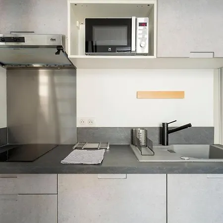 شقة Unique 2 Biens En 1, Clim, Moderne, A 300m نيس